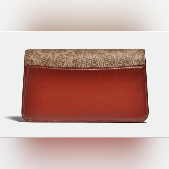 Coach  Beat Crossbody in Signature Canvas - Picture 4 of 15